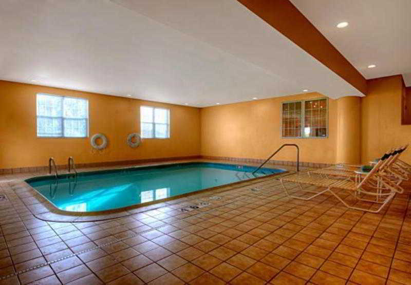 Towneplace Suites Manchester-Boston Regional Airport Ngoại thất bức ảnh